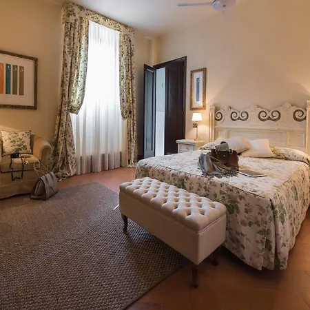Borgo Di Pietrafitta Relais Hotel