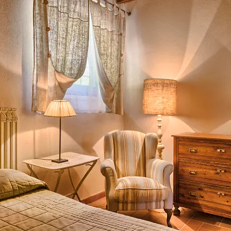 Hotel Borgo Di Pietrafitta Relais 3*