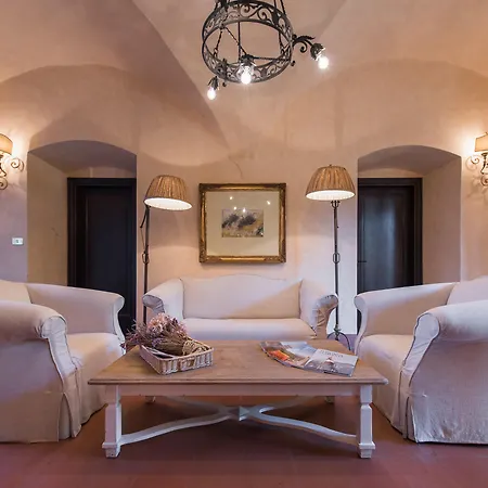 Hotel Borgo Di Pietrafitta Relais 3*